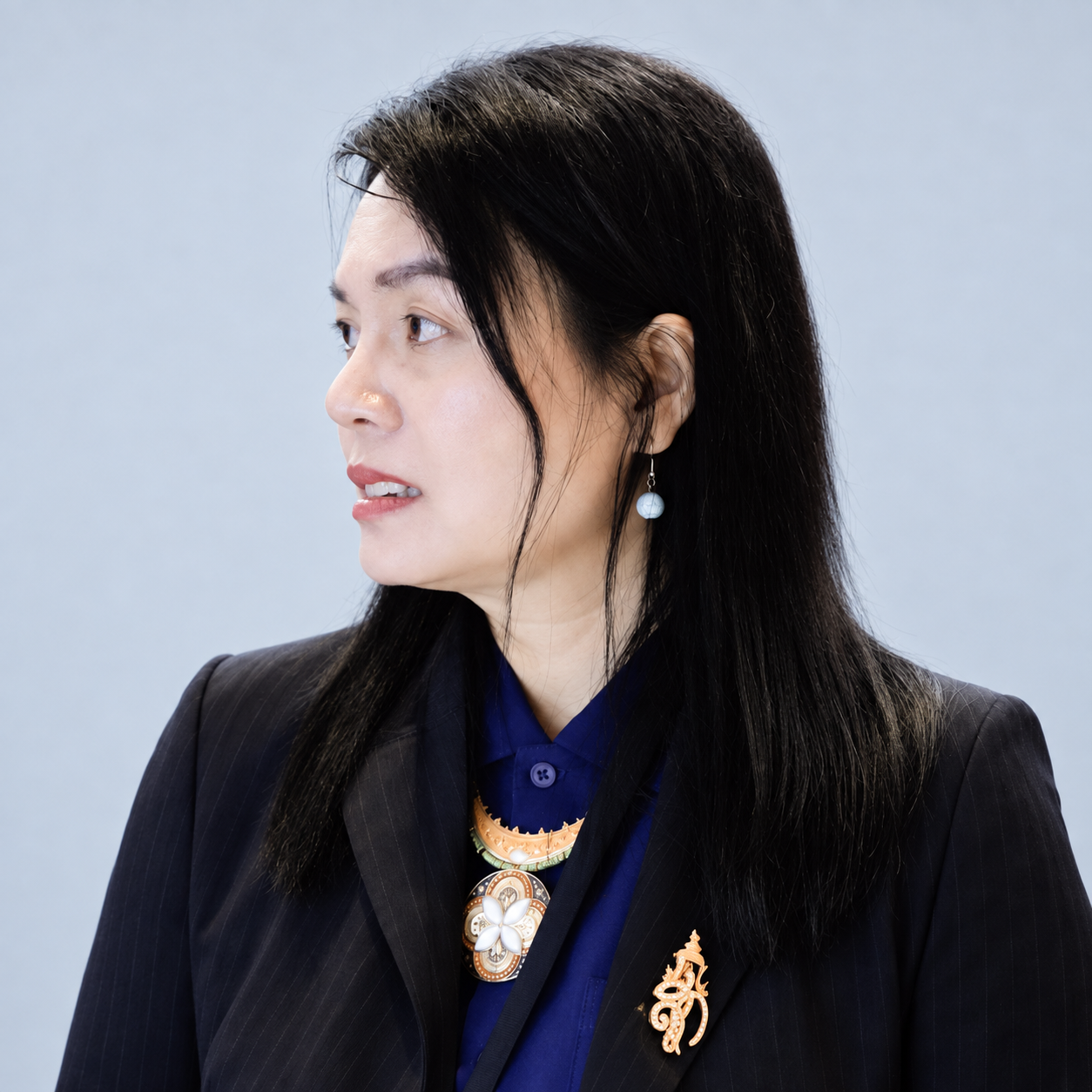 รศ.ดร.พีชญาดา พื้นผา